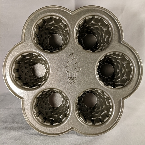 Nordic Ware Kitchen Vintage Nordic Ware Silver Ice Cream 6 Cone